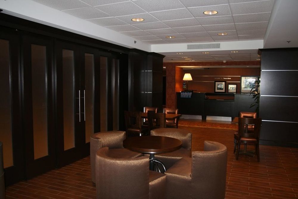 Hotel Hampton Near The Galleria