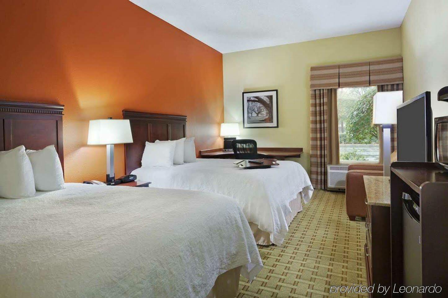 Hampton Near The Galleria Houston